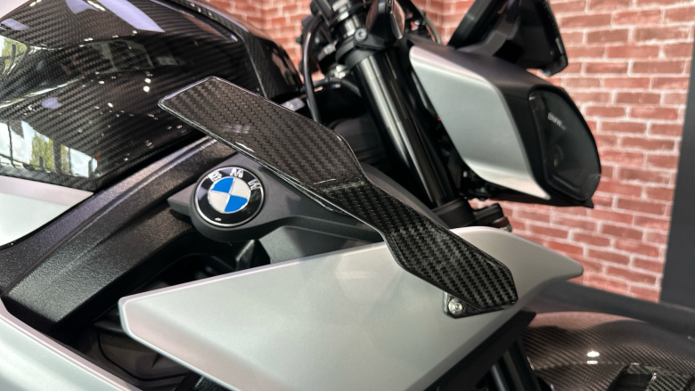 BMW M 1000 R (25MY)